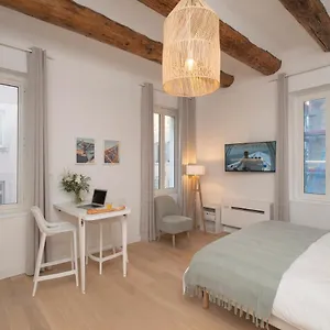  Апартаменты Design Suites - Vieux Port