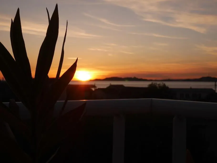 Unique! Appart Toit Terrasse - 100M Mer Marseille 0*,  France