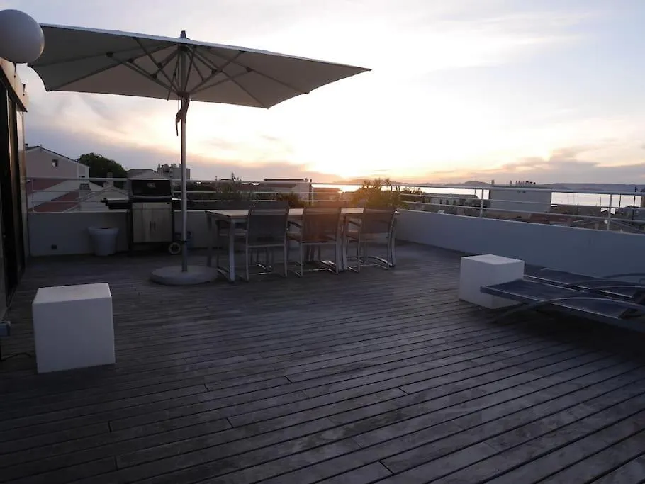 Unique! Appart Toit Terrasse - 100M Mer Marseille Apartment